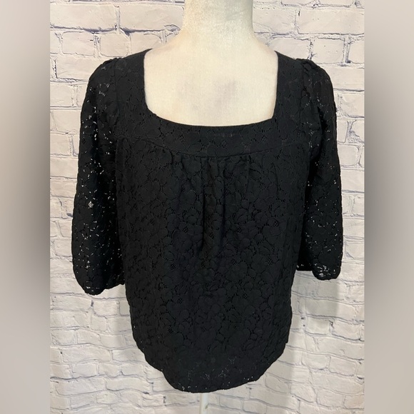New York & Company Tops - New York & Company Top Size Small Black Lace Overlay Cropped Cotton Square Neck